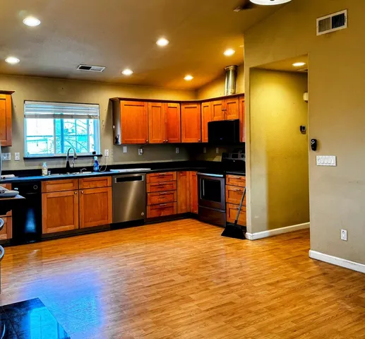 $599,999 | 10849 Baseline Road, Elverta, CA 95626