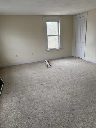 $2,000 | 70 Tyngsboro Road, Unit LEFT, Chelmsford, MA 01863