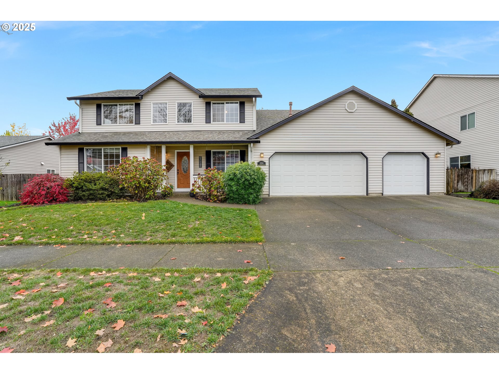 1224 Alyssum Avenue Forest Grove, OR 97116 - Photo 1 of 39 a view of front of a house with a yard