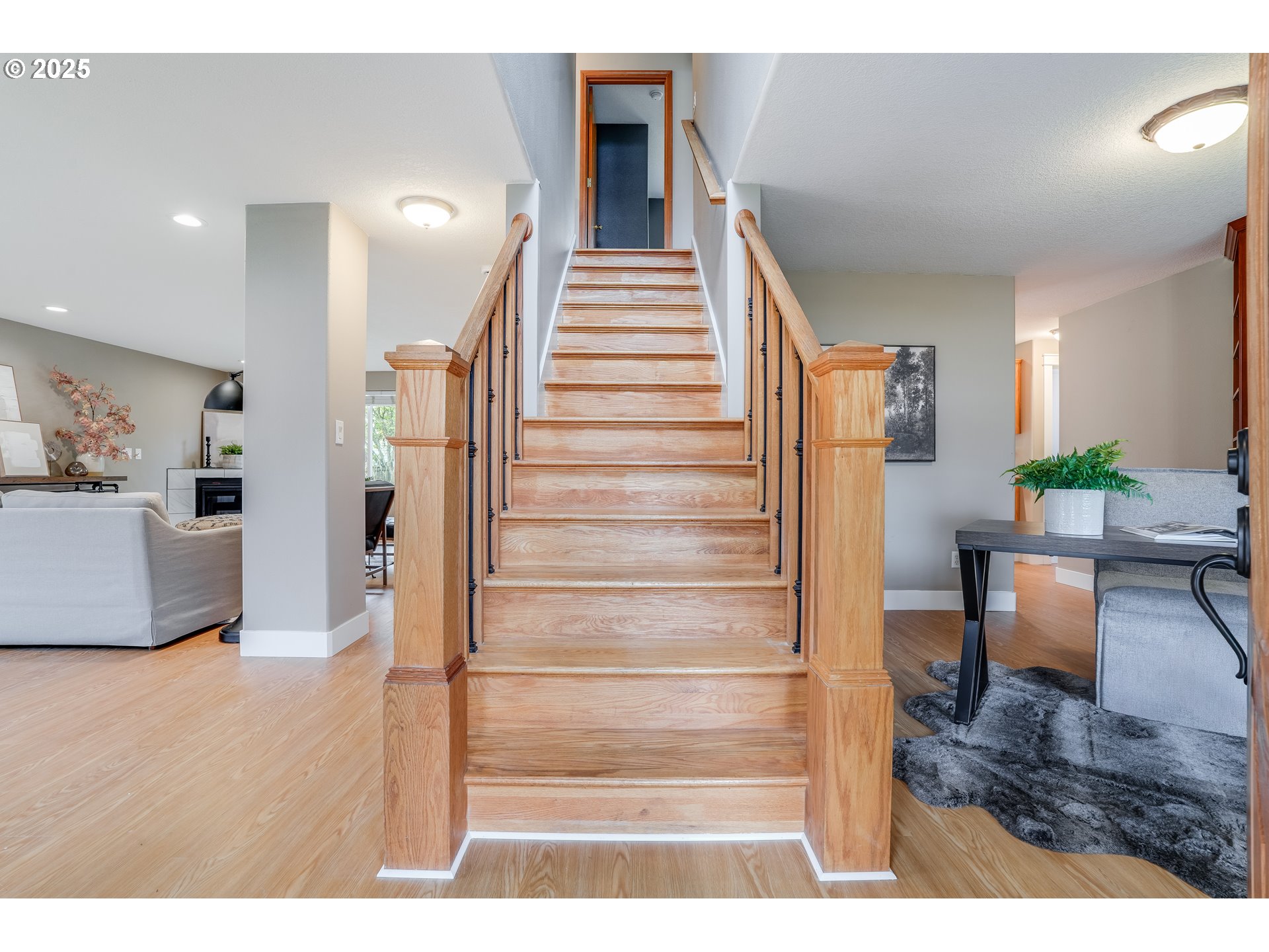 1224 Alyssum Avenue Forest Grove, OR 97116 - Photo 5 of 39 a view of entryway and hall