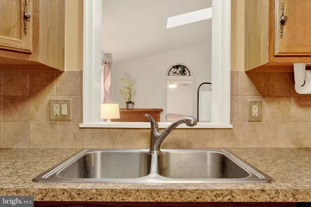 a close view of sink and tap
