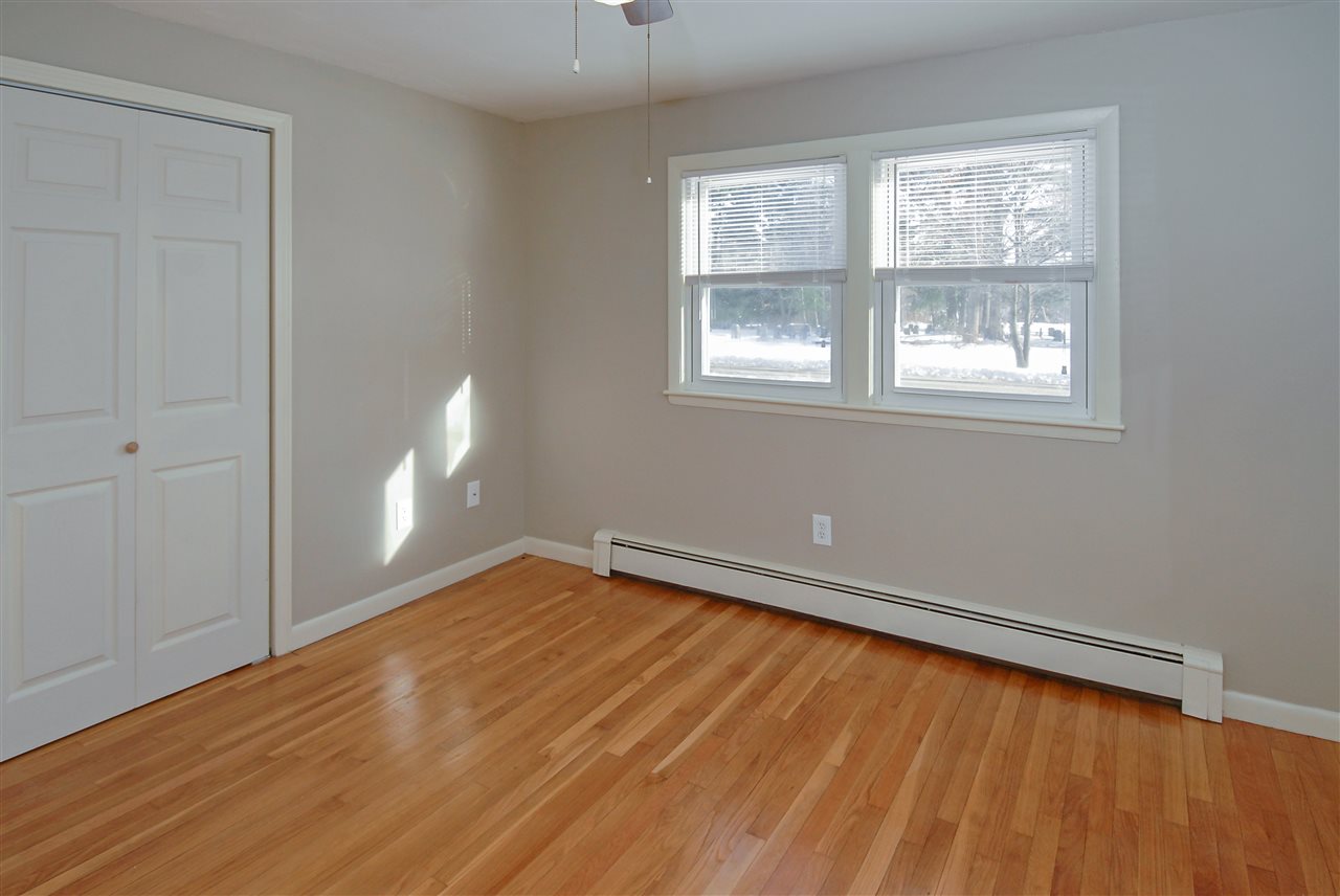 9 Gerrish Road Dover, NH 03820 - Photo 11 of 27