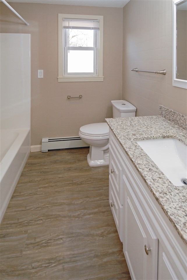 9 Gerrish Road Dover, NH 03820 - Photo 13 of 27