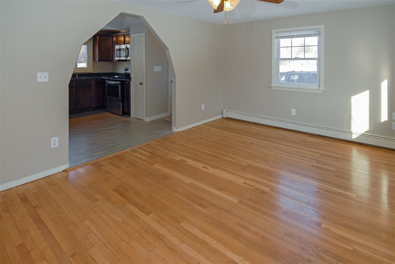9 Gerrish Road Dover, NH 03820 - Photo 7 of 27