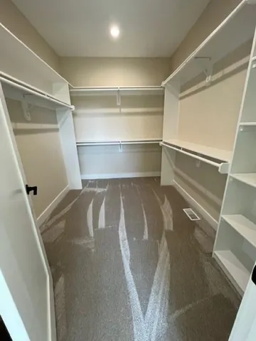 $1,180,000 | 932 Lake Viking Terrace, Altamont, MO 64620