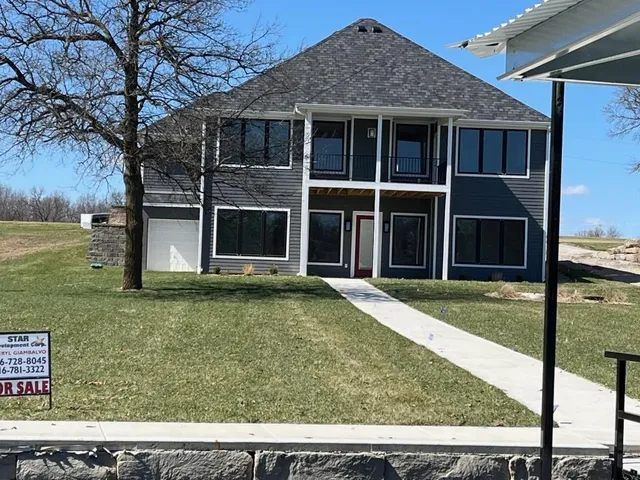 $1,180,000 | 932 Lake Viking Terrace, Altamont, MO 64620