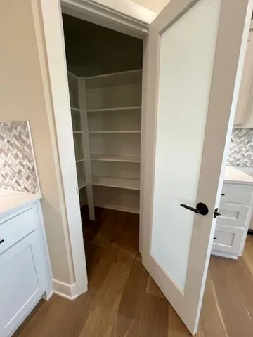 $1,180,000 | 932 Lake Viking Terrace, Altamont, MO 64620