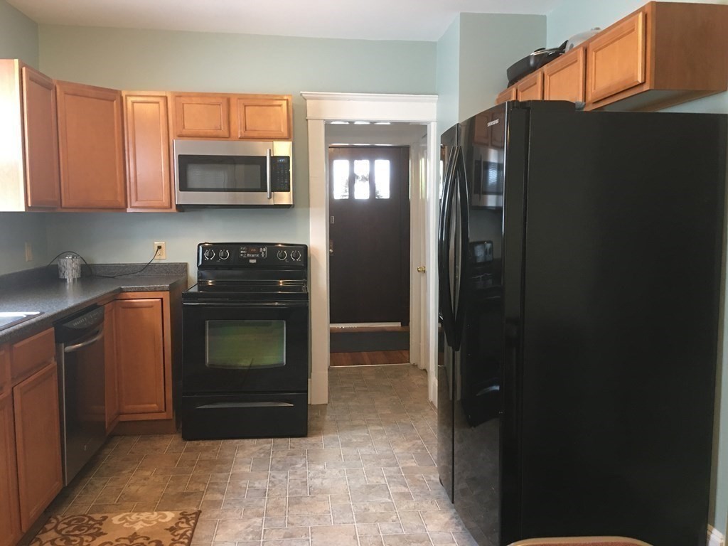29 Eldridge Street Springfield, MA 01108 - Photo 14 of 30 Gallery Image 14