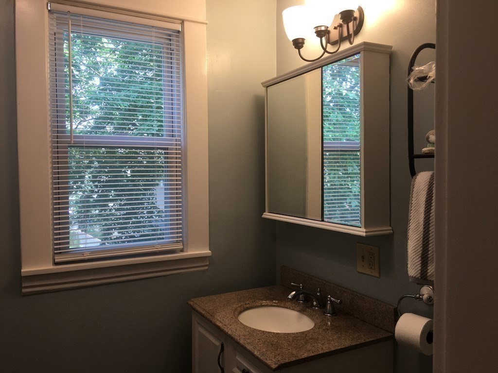 29 Eldridge Street Springfield, MA 01108 - Photo 24 of 30 Gallery Image 24
