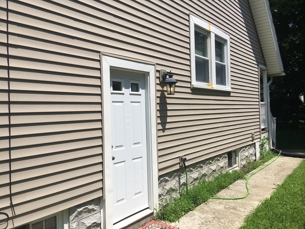 29 Eldridge Street Springfield, MA 01108 - Photo 28 of 30 Gallery Image 28