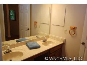 102 Beaver Ridge Road Asheville, NC 28804 - Photo 6 of 24 Gallery Image 6
