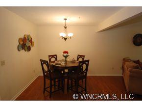 102 Beaver Ridge Road Asheville, NC 28804 - Photo 7 of 24 Gallery Image 7