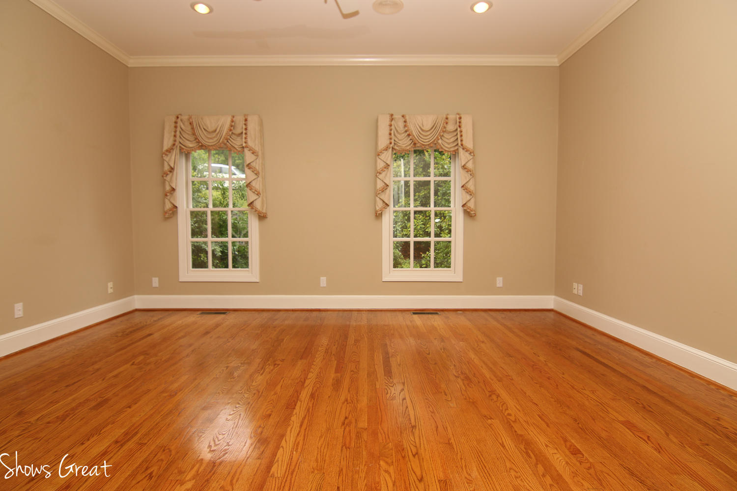 5321 Fox Den Road Roanoke, VA 24018 - Photo 15 of 51 IMG_2957