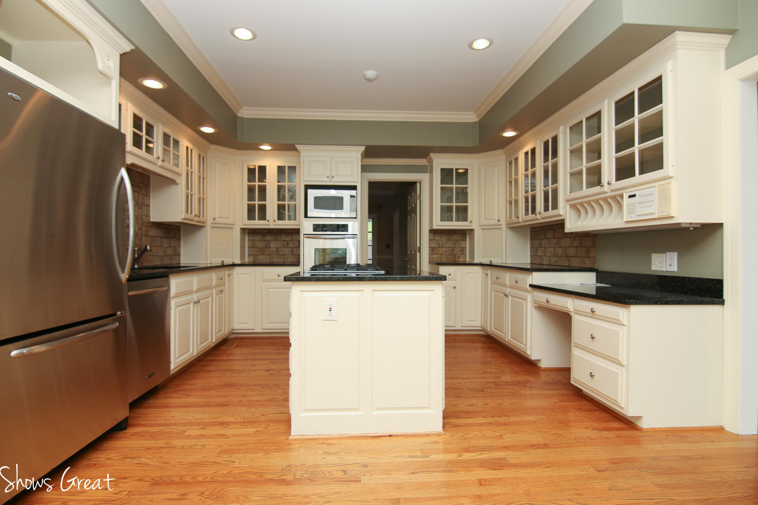 5321 Fox Den Road Roanoke, VA 24018 - Photo 8 of 51 IMG_2939