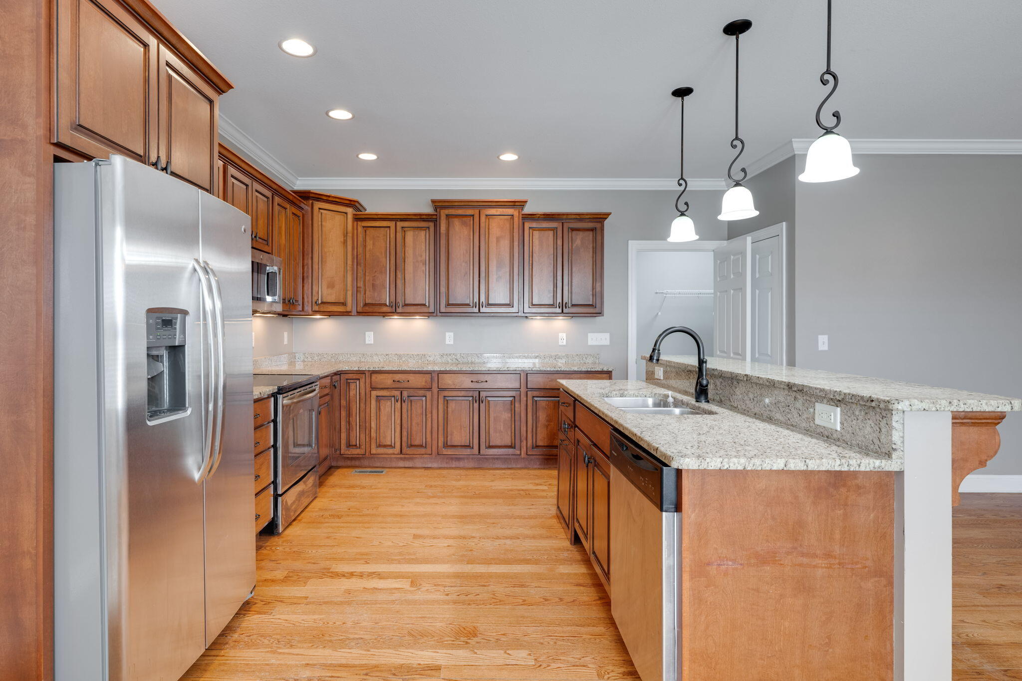 1724 Hunters Ridge Road Soddy Daisy, TN 37379 - Photo 21 of 46 33-web-or-mls-DSC_6052-68