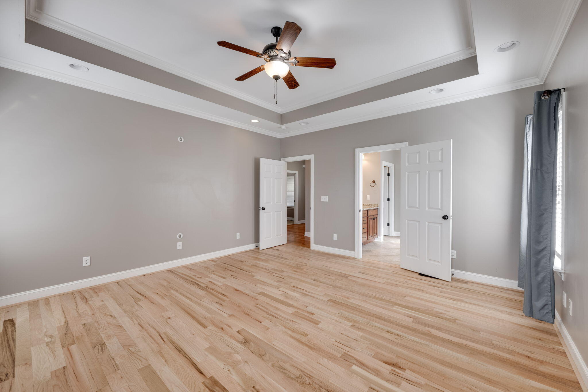 1724 Hunters Ridge Road Soddy Daisy, TN 37379 - Photo 28 of 46 Primary Bedroom