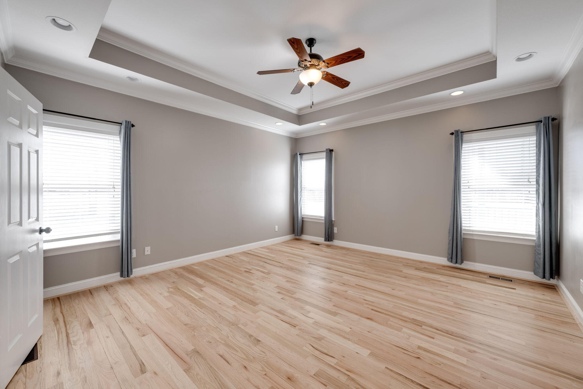 1724 Hunters Ridge Road Soddy Daisy, TN 37379 - Photo 29 of 46 Primary Bedroom