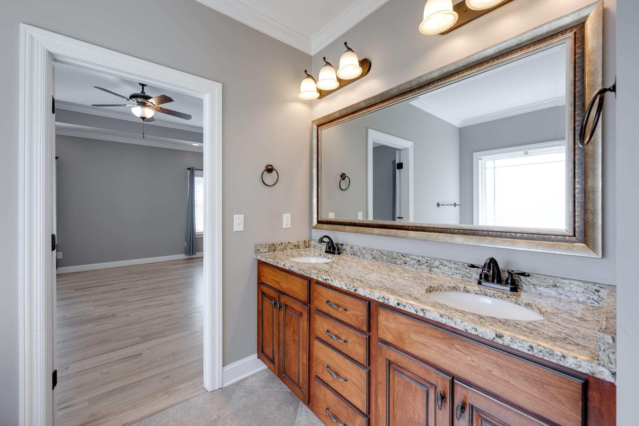 1724 Hunters Ridge Road Soddy Daisy, TN 37379 - Photo 31 of 46 Primary Bath