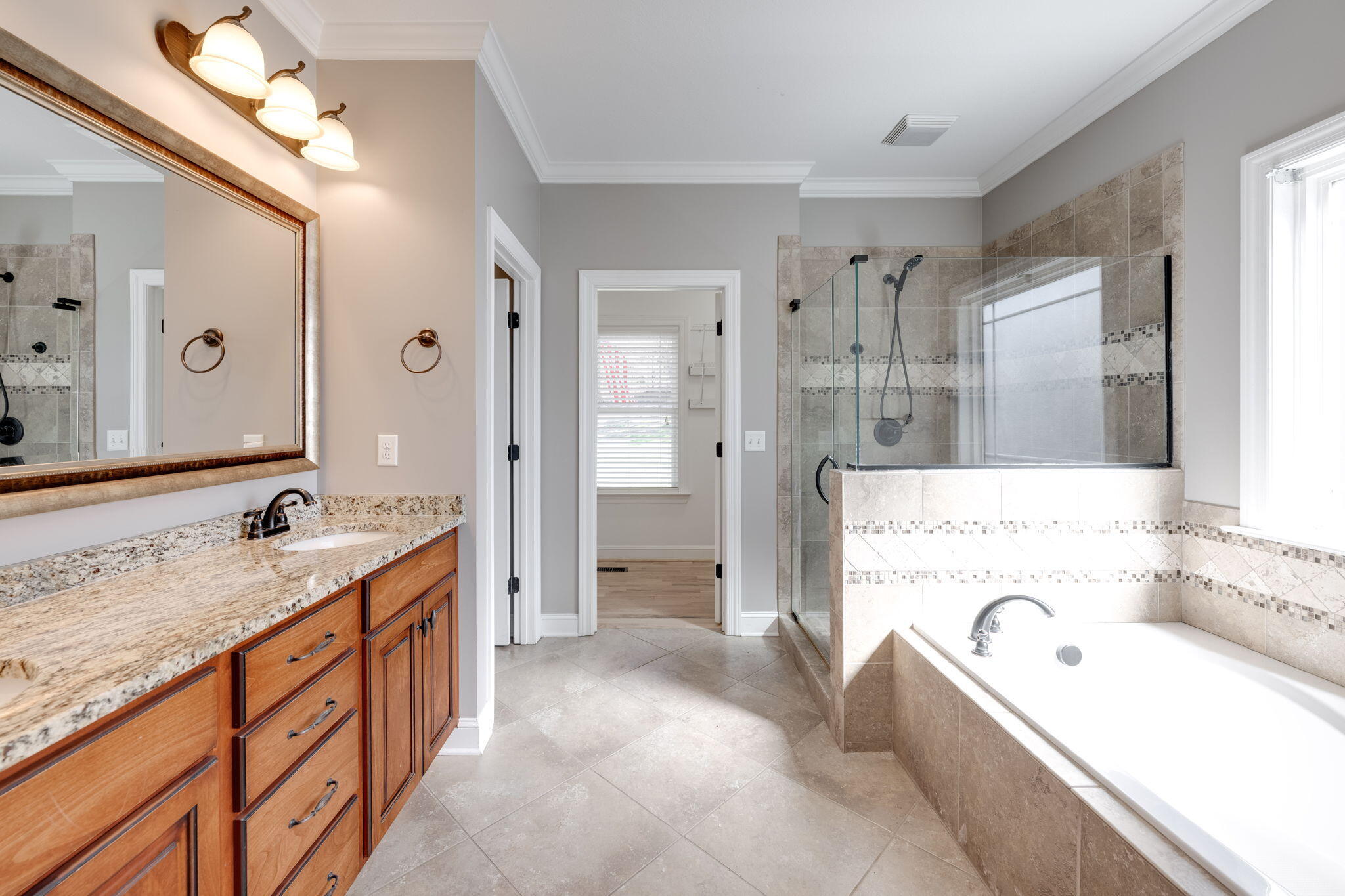 1724 Hunters Ridge Road Soddy Daisy, TN 37379 - Photo 32 of 46 Primary Bath