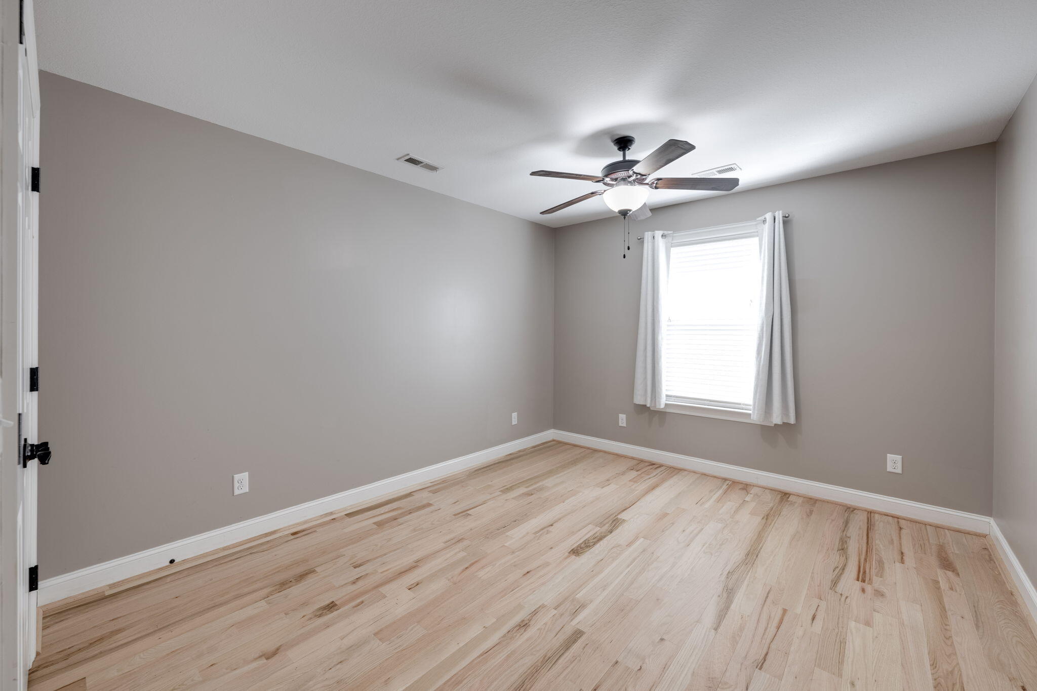 1724 Hunters Ridge Road Soddy Daisy, TN 37379 - Photo 40 of 46 Bedroom 3