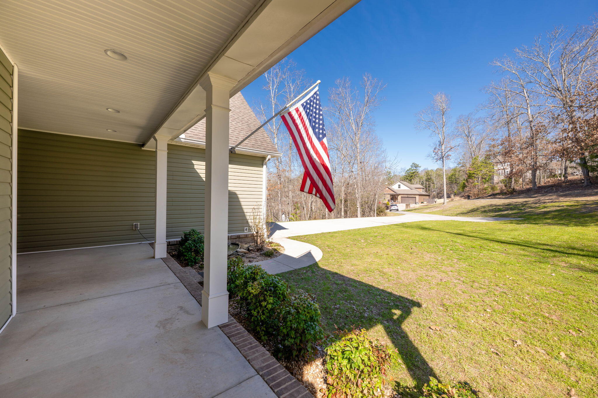 1724 Hunters Ridge Road Soddy Daisy, TN 37379 - Photo 4 of 46 13-web-or-mls-DSC_5998-14