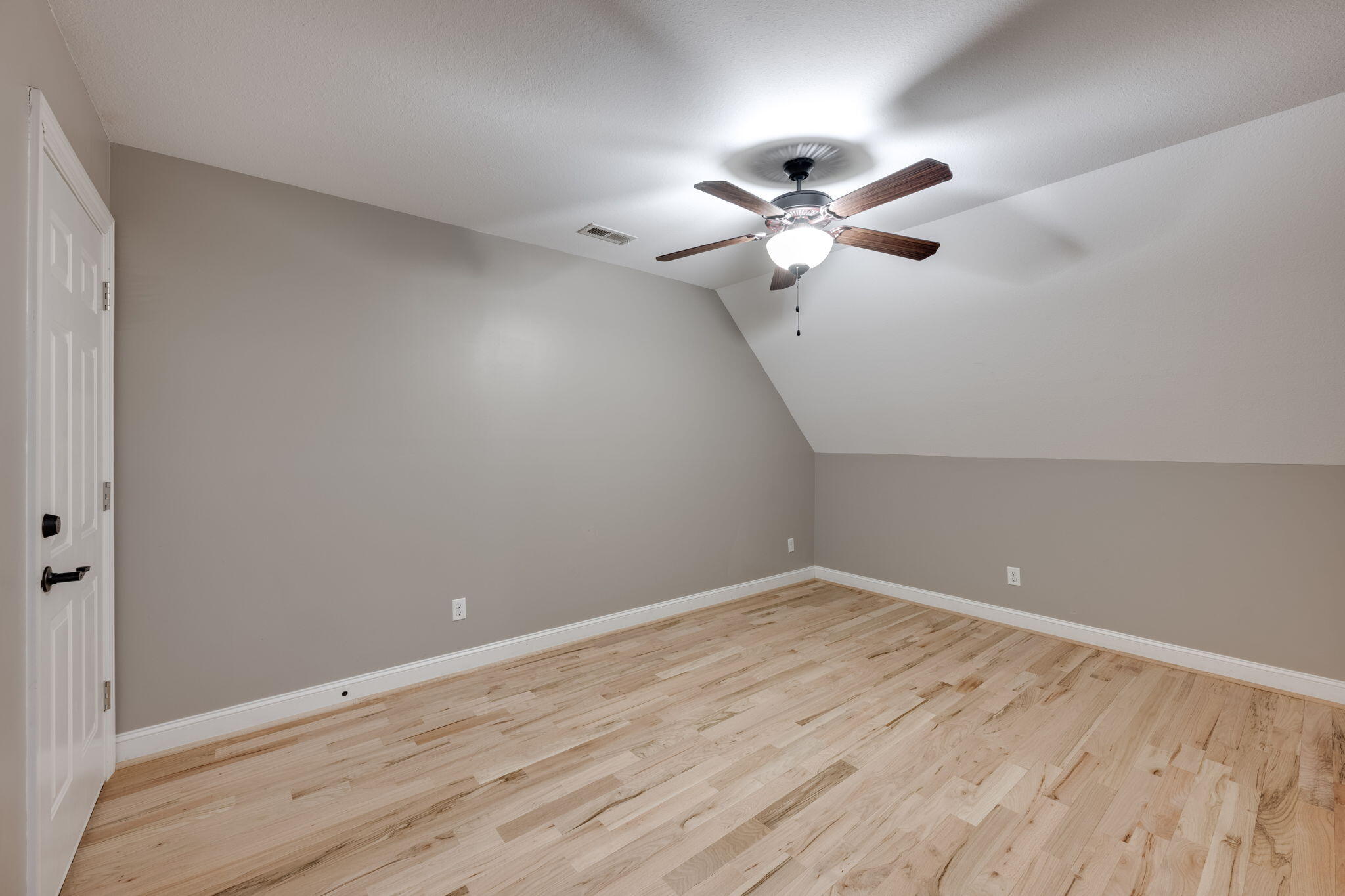 1724 Hunters Ridge Road Soddy Daisy, TN 37379 - Photo 42 of 46 Bonus Room 2