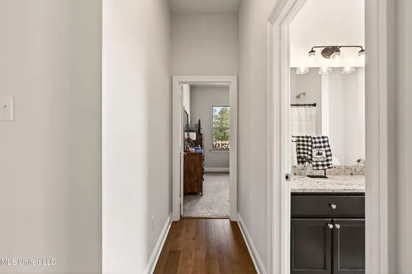 $420,000 | 105 Jefferson Davis Parkway, Picayune, MS 39466