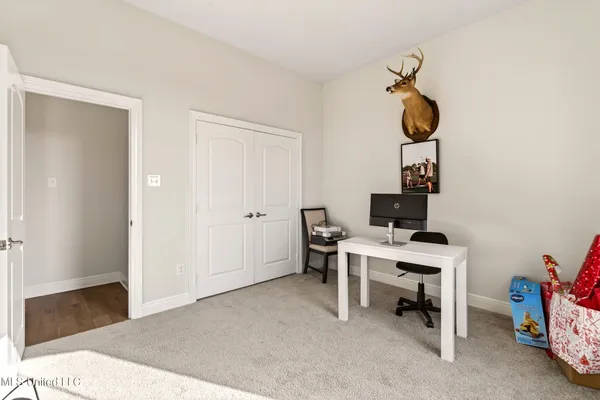 $420,000 | 105 Jefferson Davis Parkway, Picayune, MS 39466