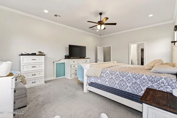$420,000 | 105 Jefferson Davis Parkway, Picayune, MS 39466