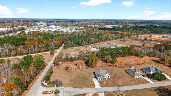 $420,000 | 105 Jefferson Davis Parkway, Picayune, MS 39466