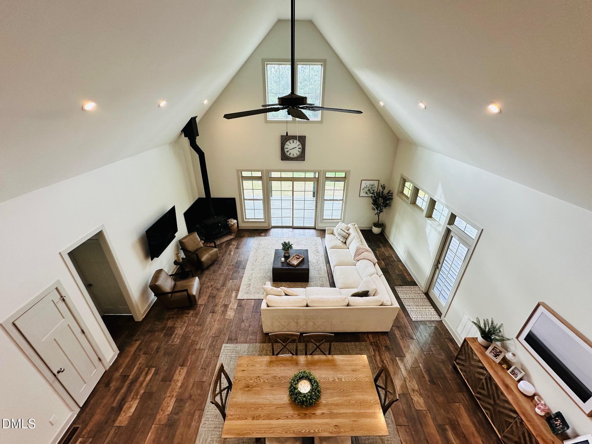 323 D Aquilla Road Benson, NC 27504 - Photo 9 of 28 Gallery Image 9