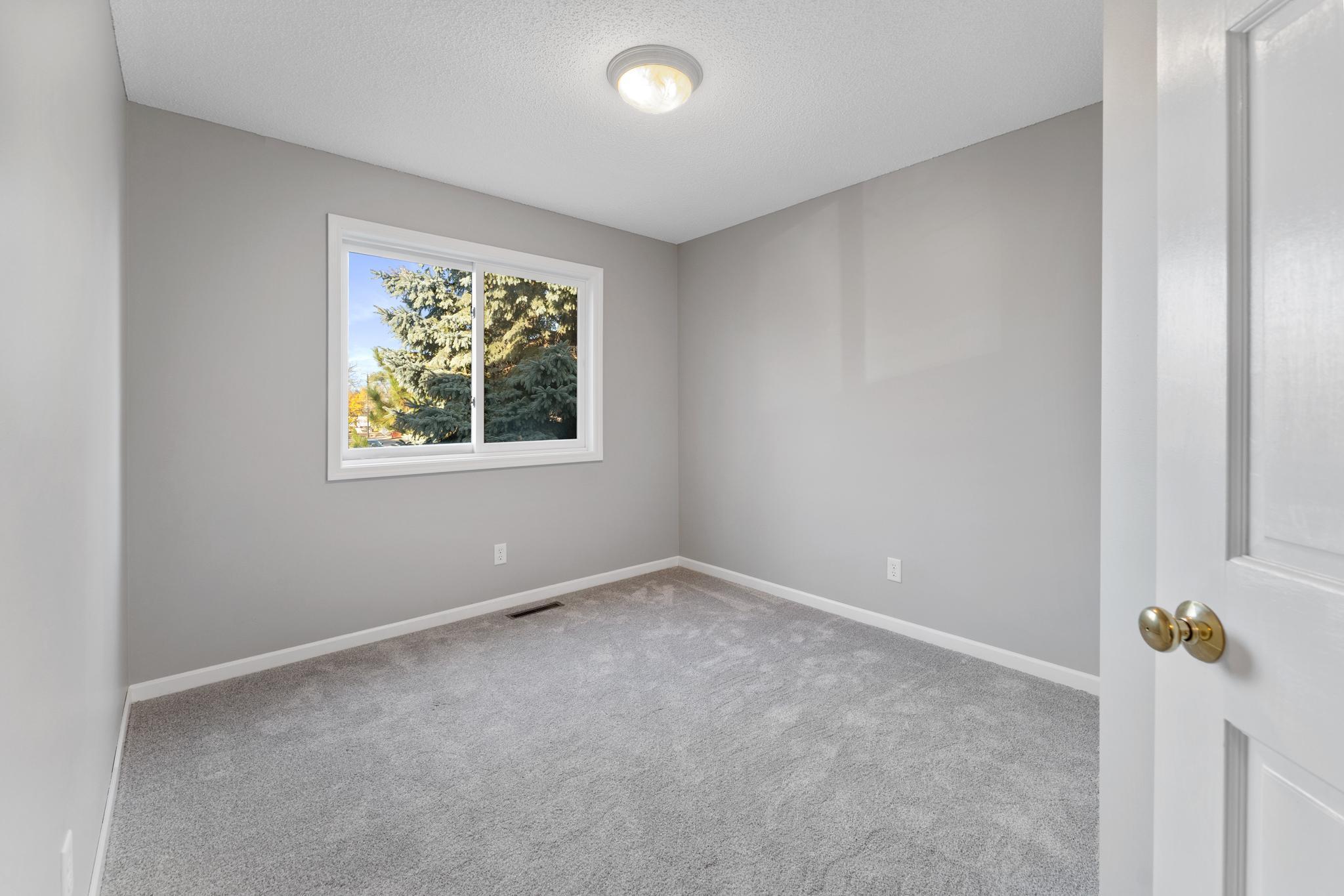 618 4th Street St. Paul Park, MN 55071 - Photo 15 of 26