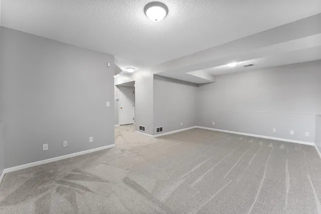 $349,900 | 618 4th Street, St. Paul Park, MN 55071