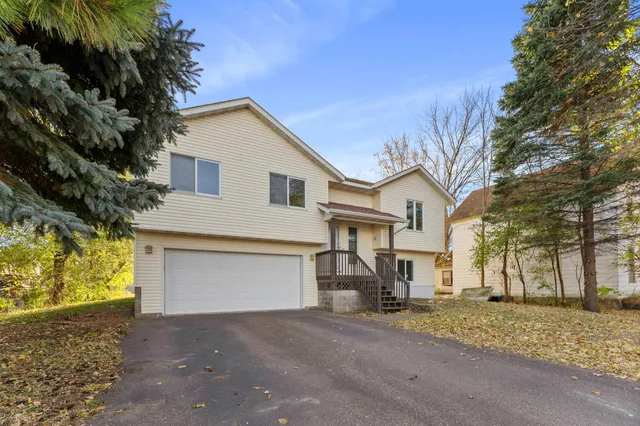 $349,900 | 618 4th Street, St. Paul Park, MN 55071