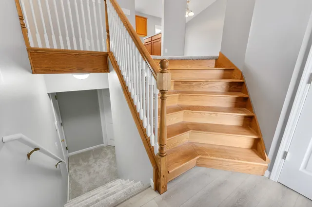 $349,900 | 618 4th Street, St. Paul Park, MN 55071