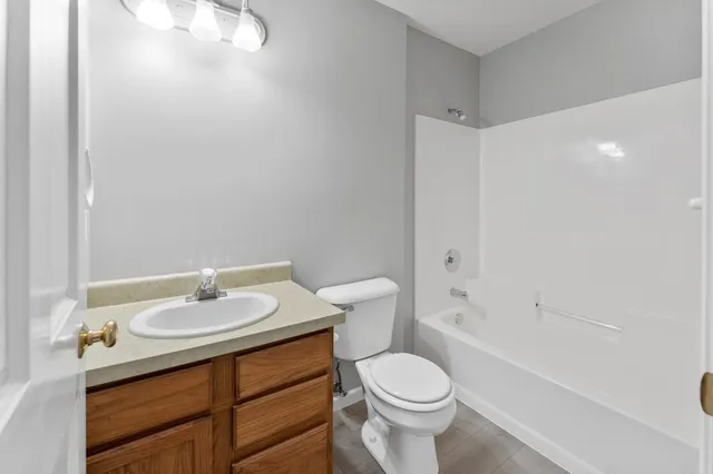 $349,900 | 618 4th Street, St. Paul Park, MN 55071