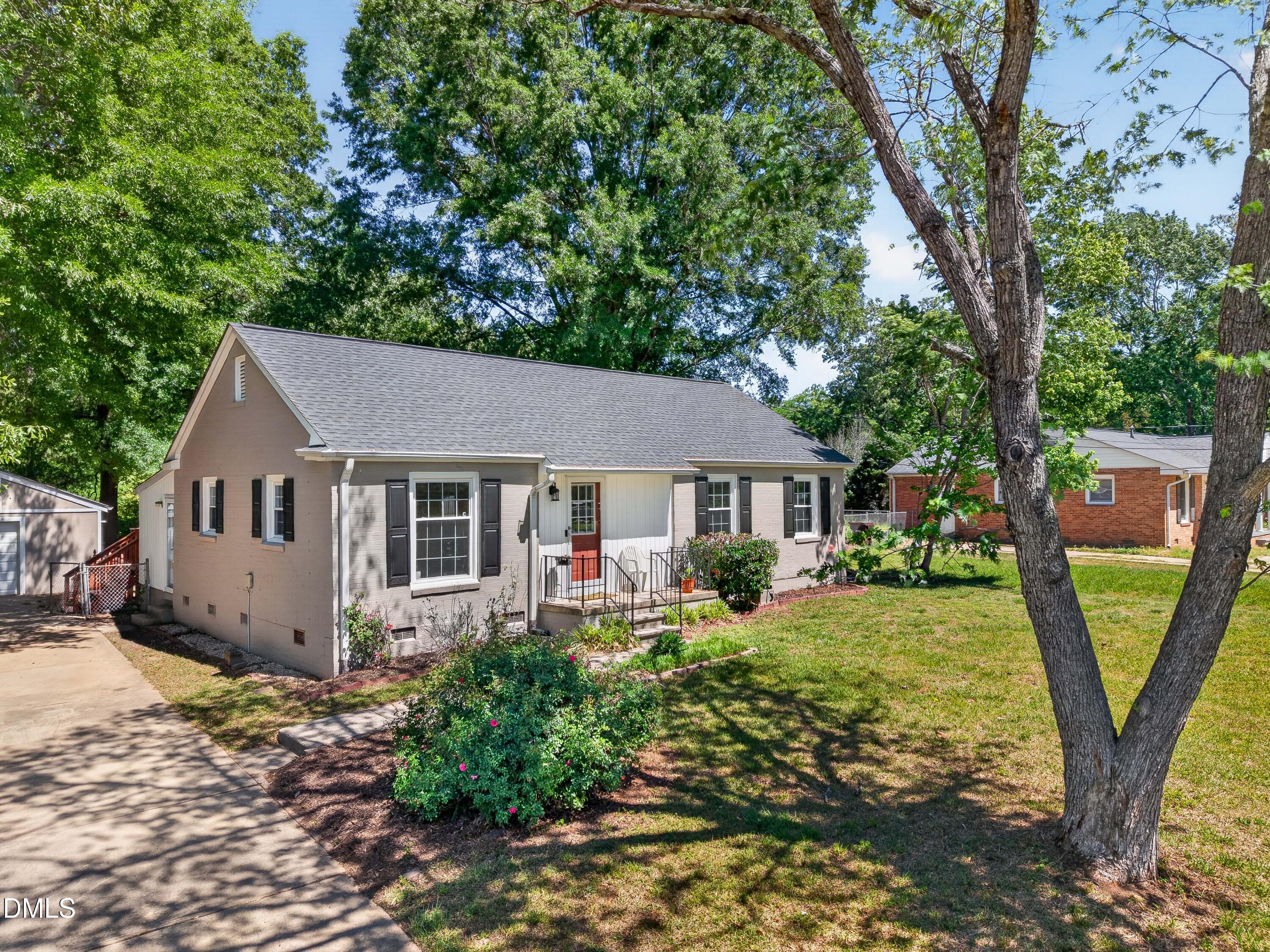110 Temple Lane Durham, NC 27713 - Photo 2 of 28 110 Temple Ln_01