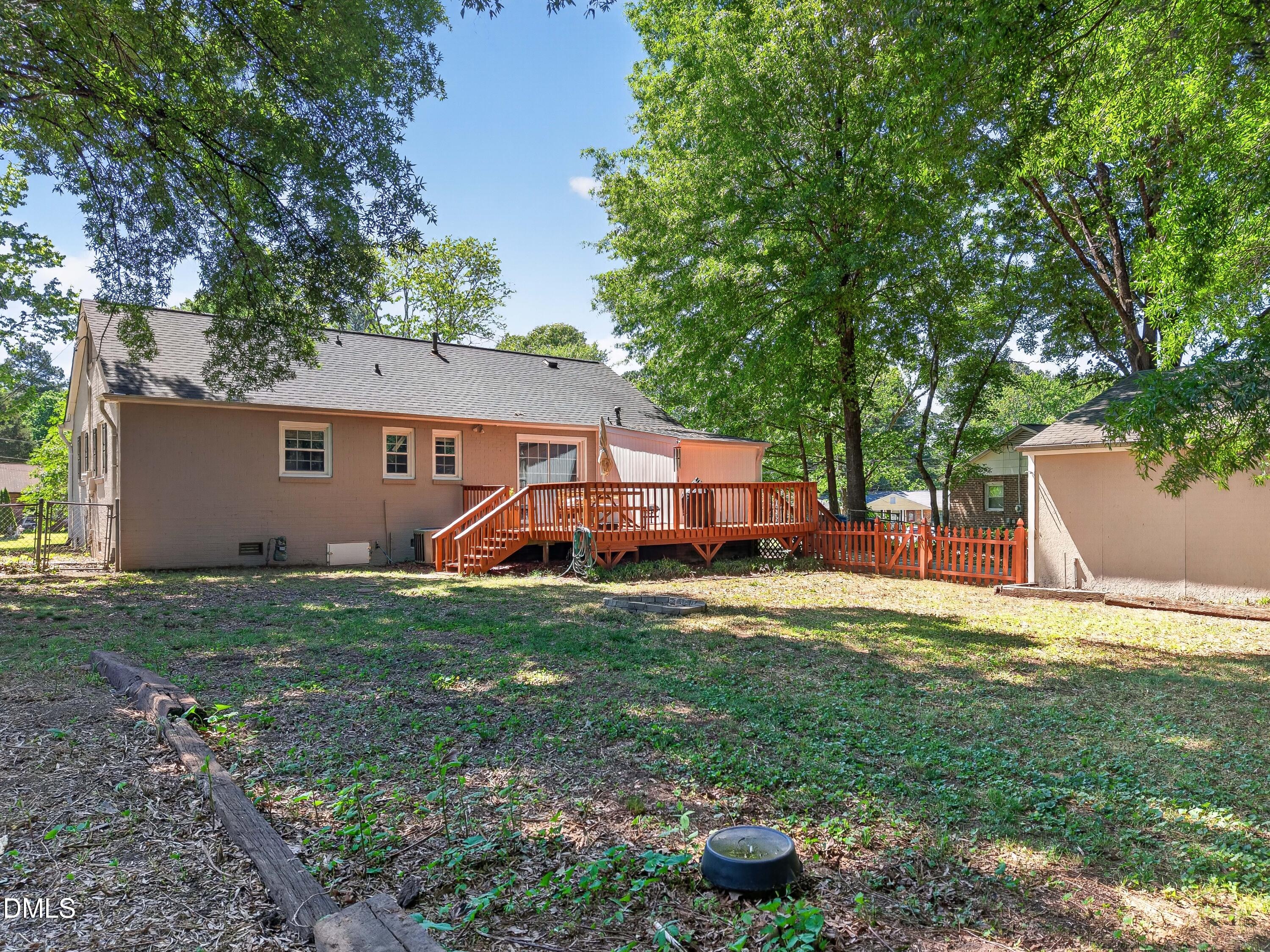 110 Temple Lane Durham, NC 27713 - Photo 27 of 28 110 Temple Ln_26