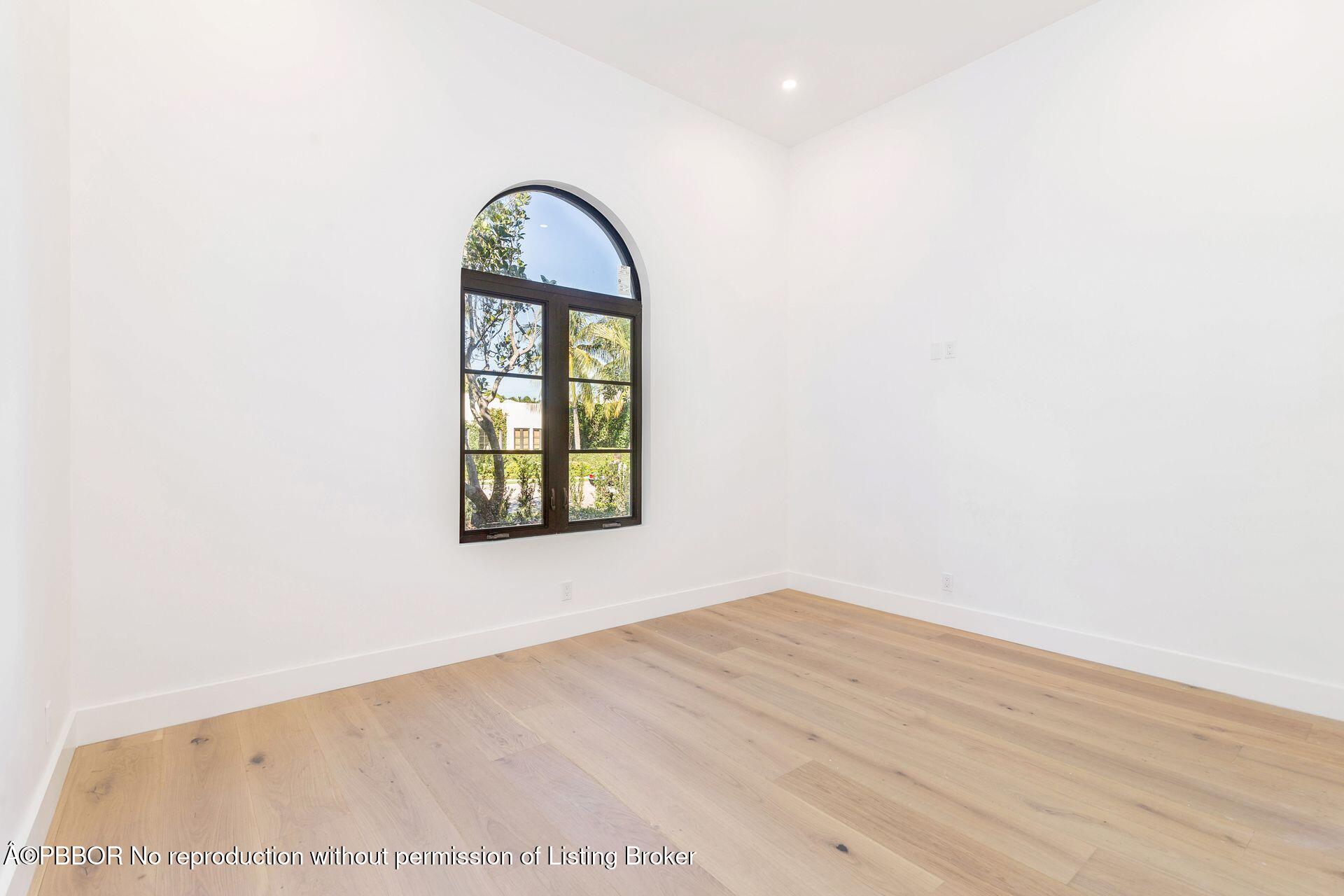 320 Plymouth Road West Palm Beach, FL 33405 - Photo 21 of 39 an empty room with windows