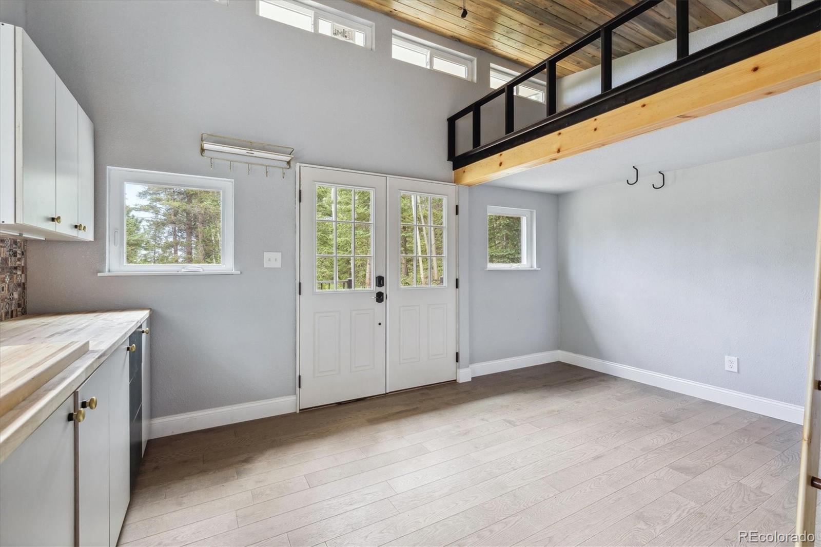 3450 Smith Hill Road Black Hawk, CO 80422 - Photo 15 of 26 an empty room with windows