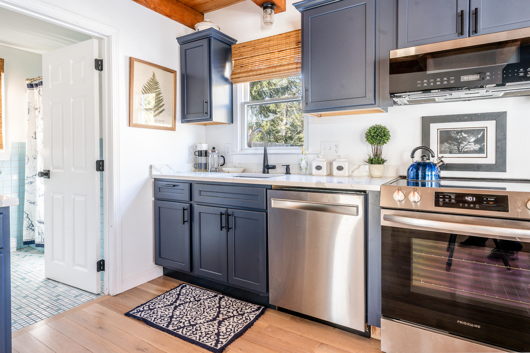 9 Bells Neck Road, Unit 10 Harwich, MA 02671 - Photo 14 of 39 kitchen1