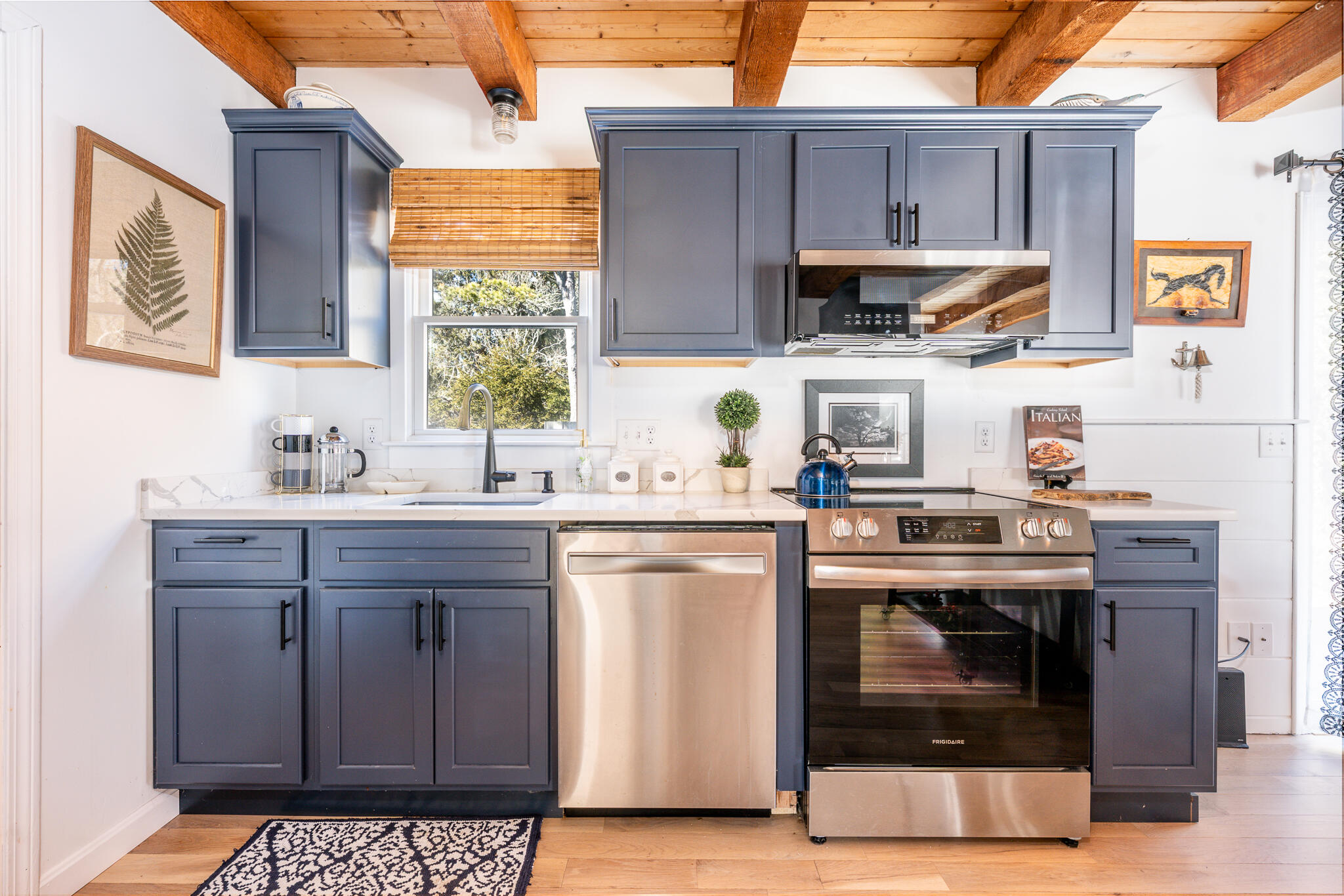 9 Bells Neck Road, Unit 10 Harwich, MA 02671 - Photo 15 of 39 kitchen2