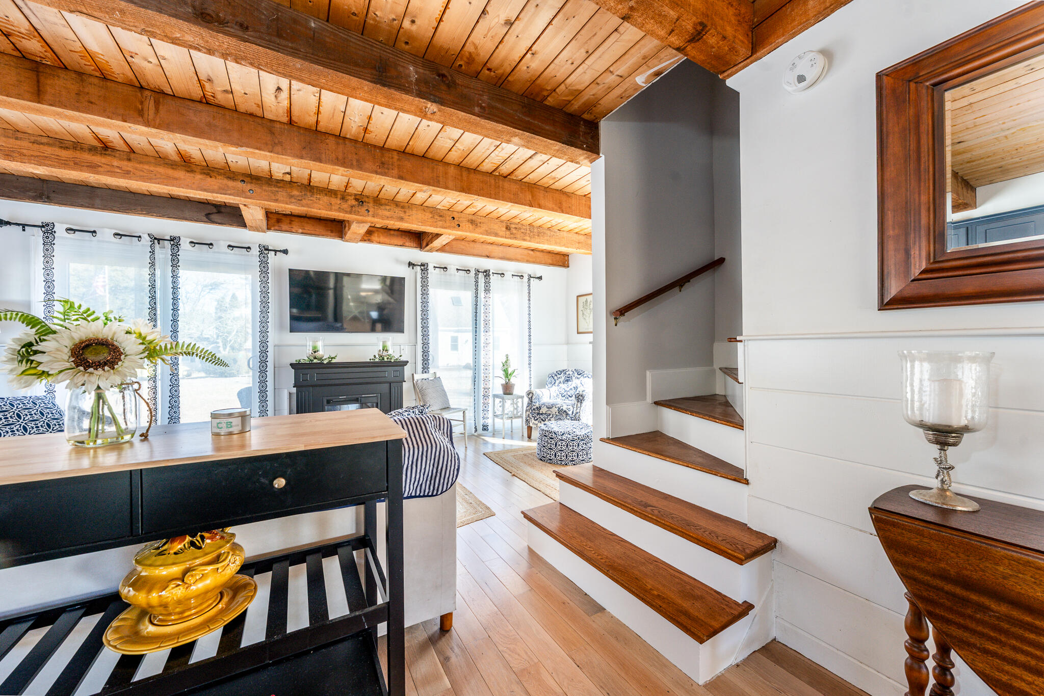 9 Bells Neck Road, Unit 10 Harwich, MA 02671 - Photo 24 of 39 stairway