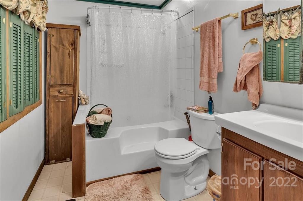 958 Cane Creek Road Sylva, NC 28779 - Photo 34 of 47 Gallery Image 34