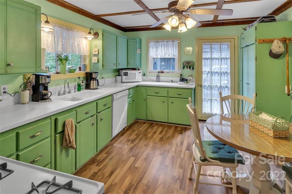 958 Cane Creek Road Sylva, NC 28779 - Photo 44 of 47 Gallery Image 44