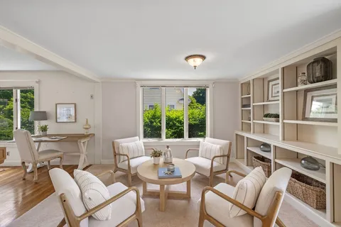 $925,000 | 10 Charlotte Road, Marblehead, MA 01945