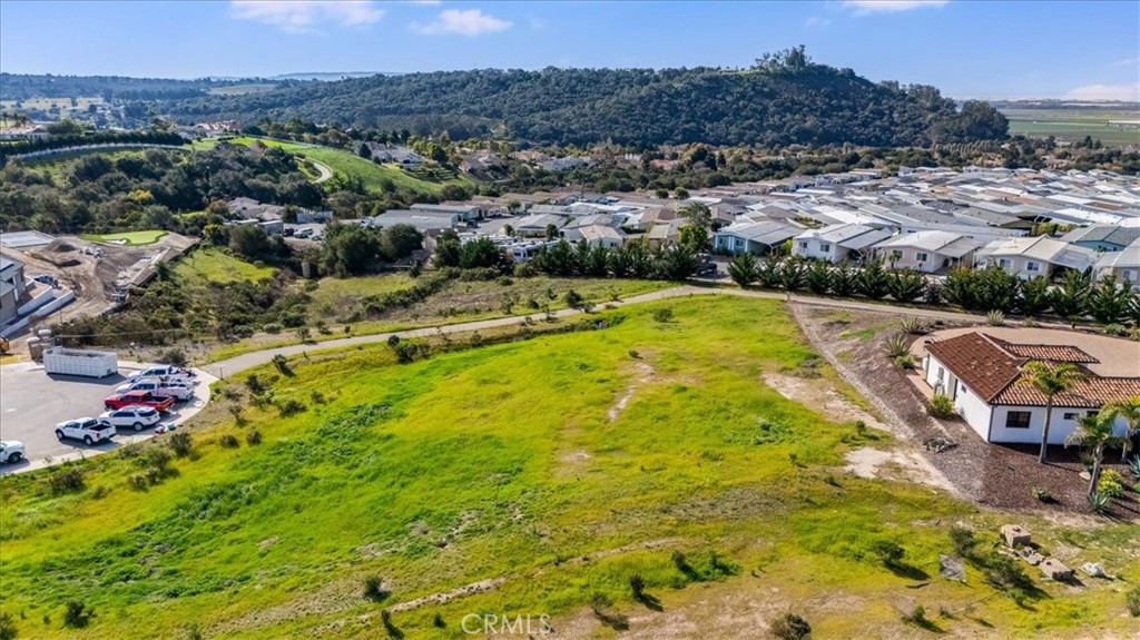 488 Del Sur Arroyo Grande, CA 93420 - Photo 18 of 35 an aerial view of residential houses with outdoor space