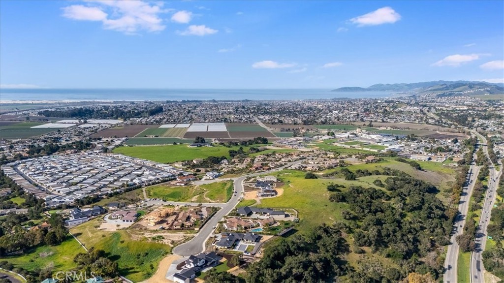 488 Del Sur Arroyo Grande, CA 93420 - Photo 21 of 35 an aerial view of residential houses with outdoor space