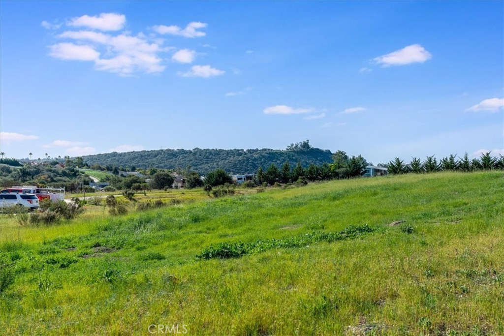 488 Del Sur Arroyo Grande, CA 93420 - Photo 25 of 35 a view of a city