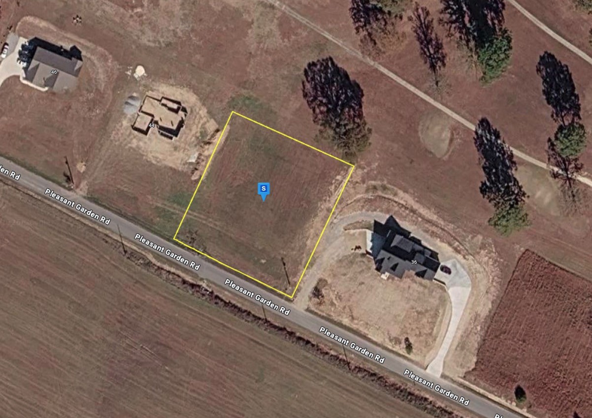 40 Pleasant Garden Road Summertown, TN 38483 - Photo 1 of 4 an aerial view of a fireplace